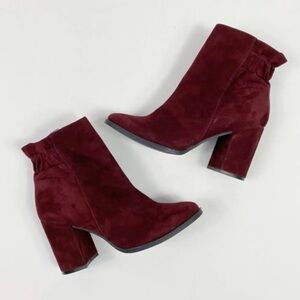 Arturo Chiang RAKEL Red Suede Booties Size 7